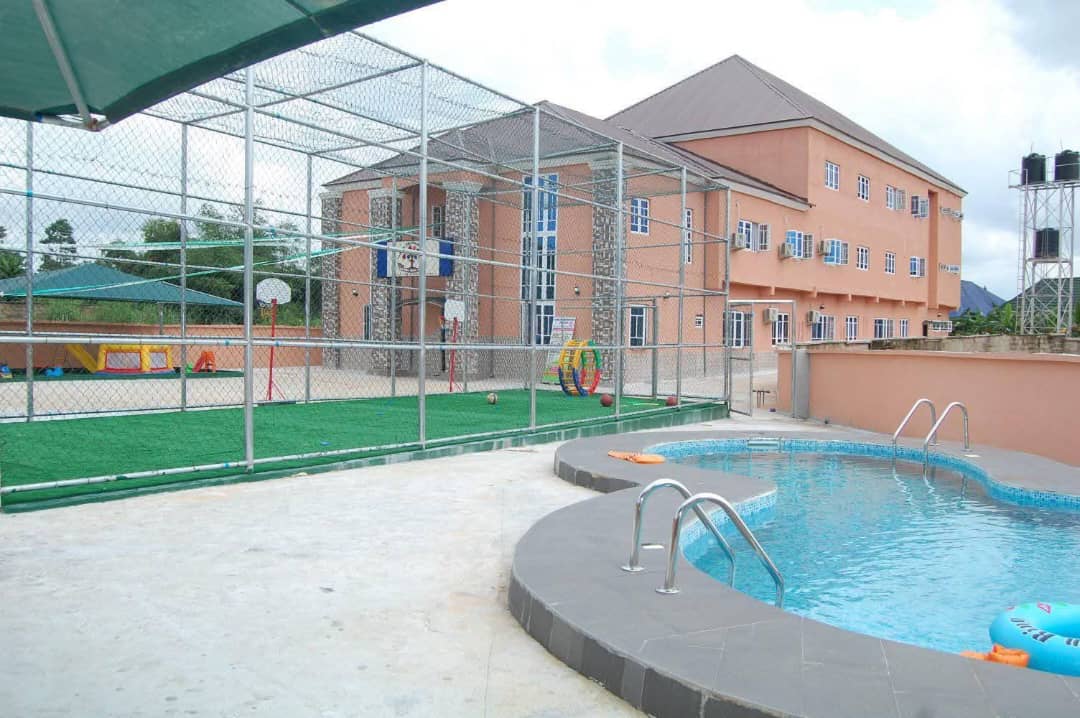 Paraiso Montessori School